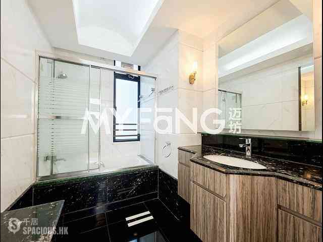 Repulse Bay - 37, Repulse Bay Road 06