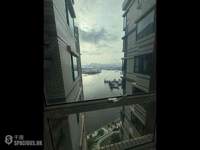 Tai Kok Tsui - The Long Beach Tower 3 03