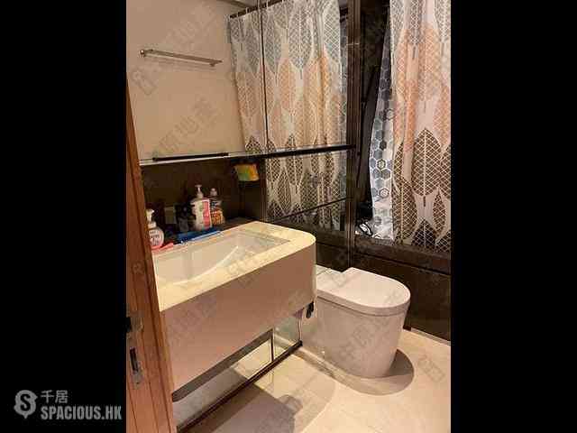 Mid Levels Central - Arezzo 10