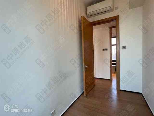 Mid Levels Central - Arezzo 16