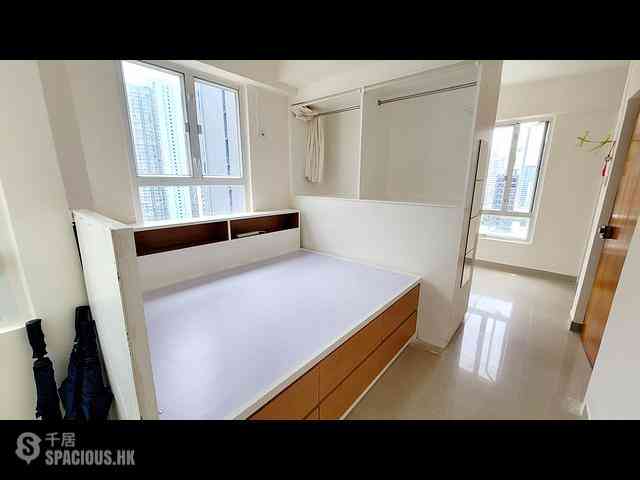 Sai Wan Ho - Lee Ga Building 07