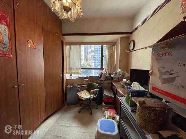 Mid Levels West - Kingsland Court 06