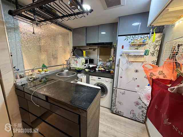 Sheung Wan - Midland Centre Block B 12