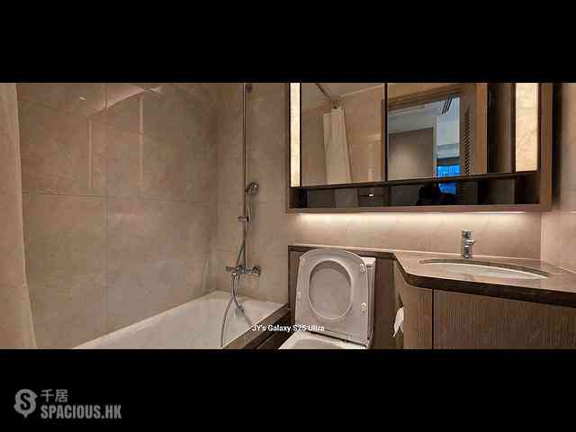 Wong Chuk Hang - The Southside Phase 1 Southland Tower 2B 08
