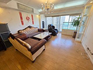 Pok Fu Lam - Baguio Villa Block 27 02