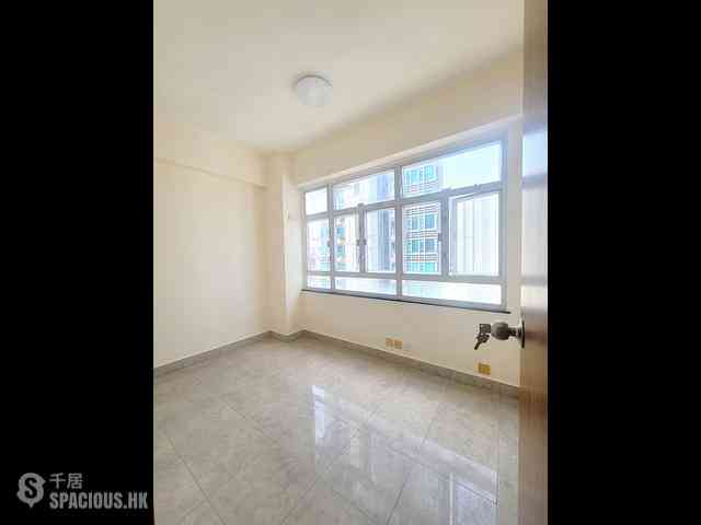 Sai Wan Ho - Ellen Building 06