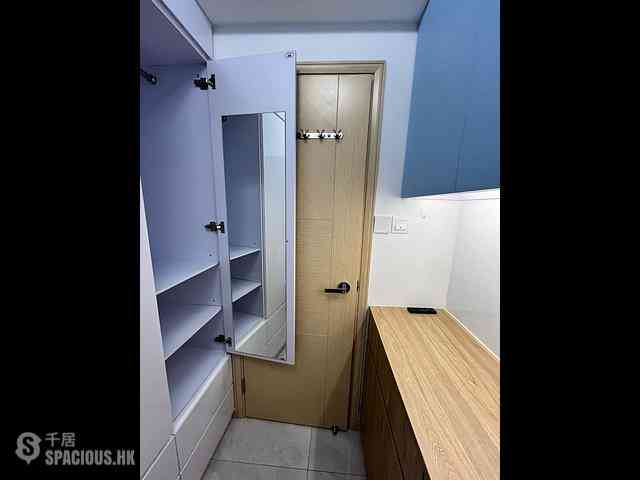Wan Chai - Kin Lee Building 04