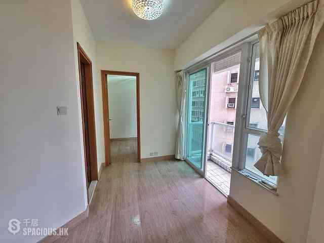 Sai Ying Pun - Reading Place 02