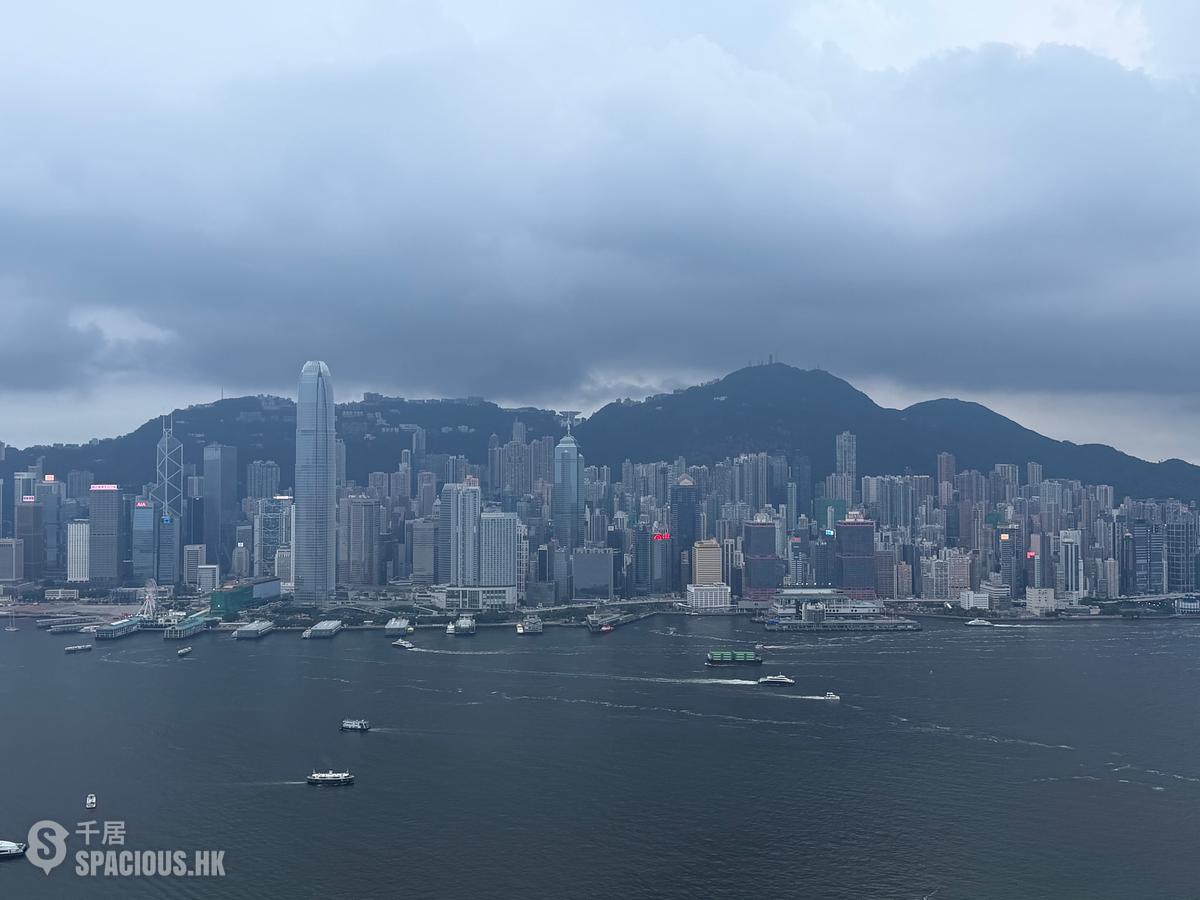 West Kowloon - The Harbourside 01