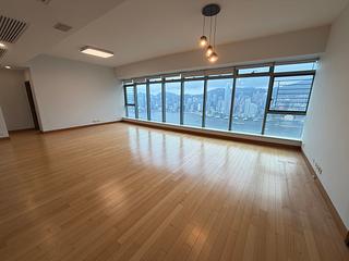 West Kowloon - The Harbourside 02