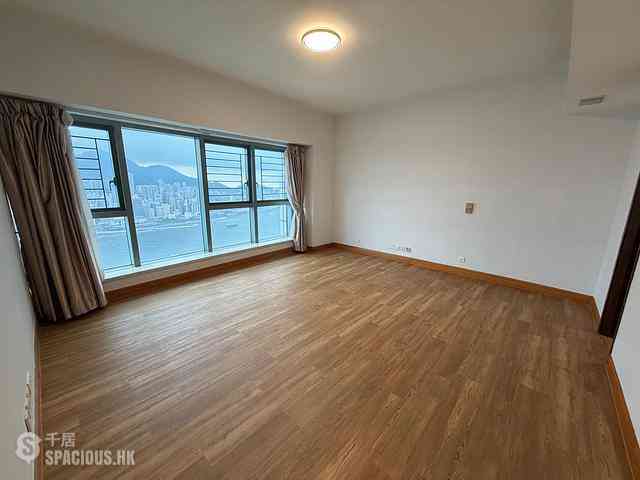 West Kowloon - The Harbourside 04