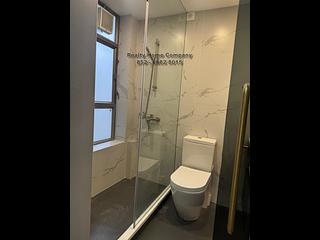 Sai Ying Pun - Island Crest Block 2 03