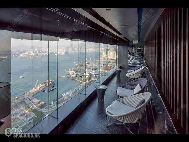 Wan Chai - The Gloucester 08
