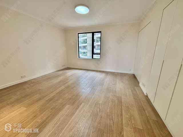 Mid Levels Central - Chung Tak Mansion 03