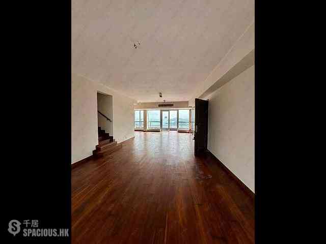 Wong Chuk Hang - Marinella 06