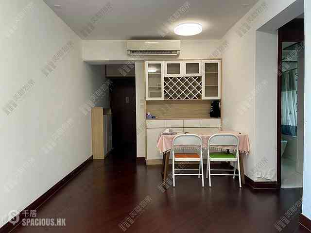 Tai Kok Tsui - The Long Beach 02