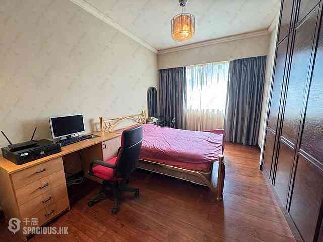 Tai Hang - Trafalgar Court 03