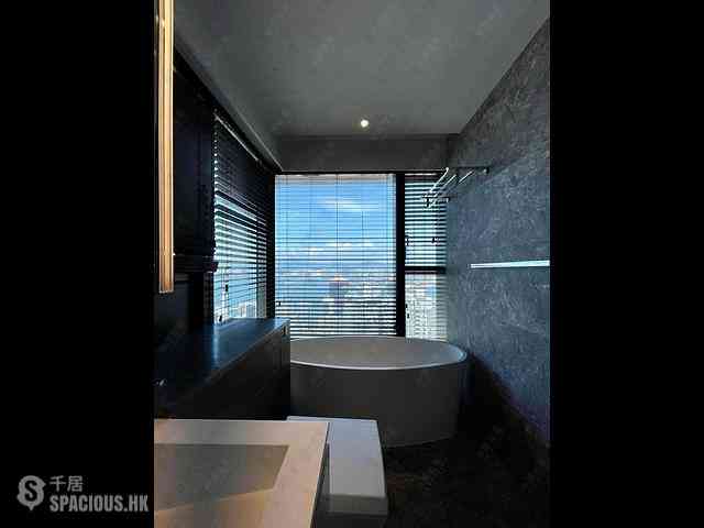 Mid Levels West - Alassio 03