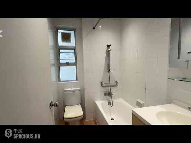 Mid Levels West - Realty Gardens London Court (Block 1) London Court 05