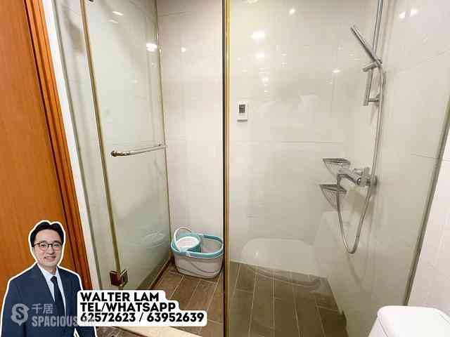 Tung Chung - Coastal Skyline Phase 3 La Rossa Block B (Block 8) 08