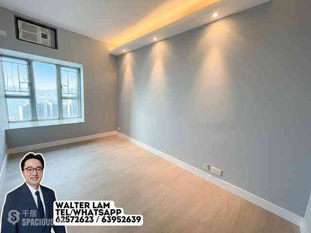 Tung Chung - Coastal Skyline Phase 3 La Rossa Block B (Block 8) 04