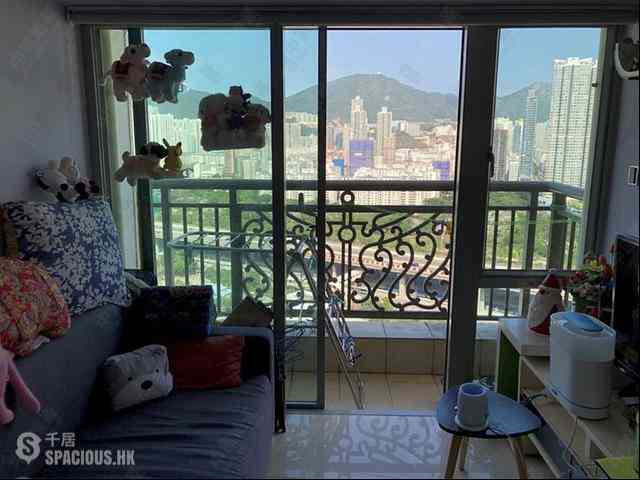 Tai Kok Tsui - Hampton Place 02