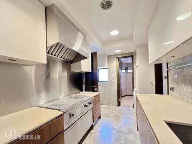 Mid Levels Central - Kennedy Heights 07