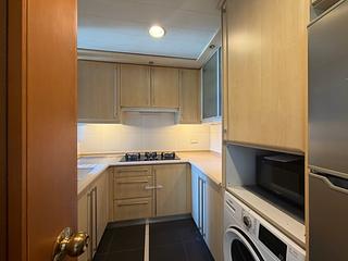 Shek Tong Tsui - The Belcher's Phase 2 Block 6 06