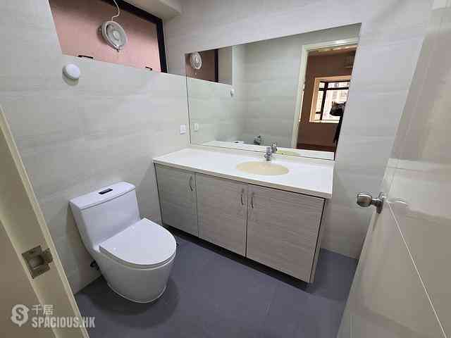 Mid Levels Central - Kennedy Heights 12