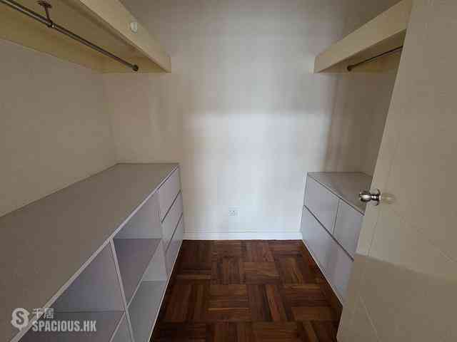 Mid Levels Central - Kennedy Heights 16