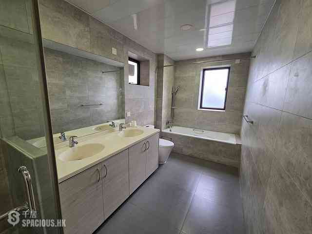 Mid Levels Central - Kennedy Heights 17