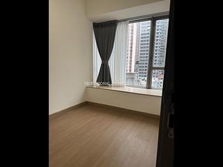 Sai Ying Pun - Island Crest 04