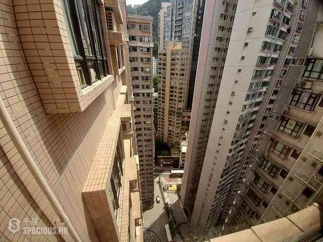 Mid Levels Central - Robinson Heights Block 3 13