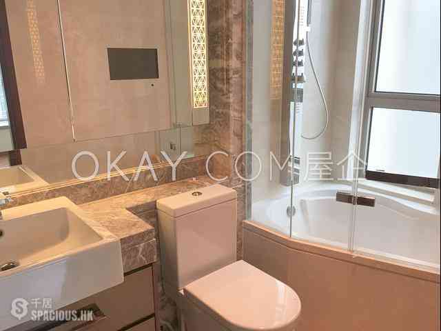 Wan Chai - The Avenue Phase 2 06