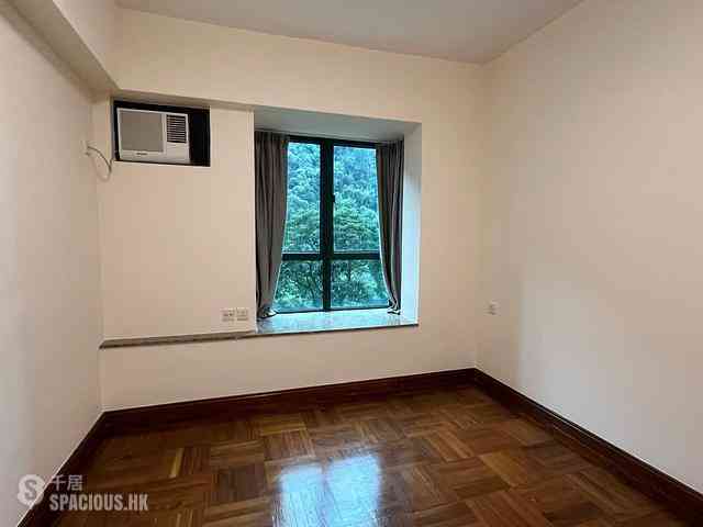 Mid Levels Central - Hillsborough Court 03