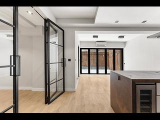 Sai Ying Pun - Hang Sing Mansion 02