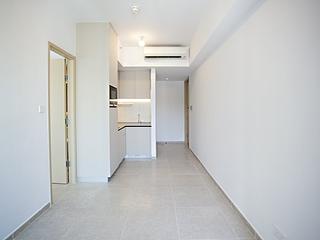 Sai Ying Pun - No.8 Hing Hon Road (Resiglow-Bonham) 02