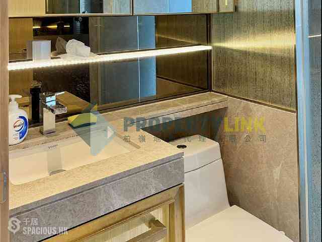 Sai Ying Pun - King's Hill 04