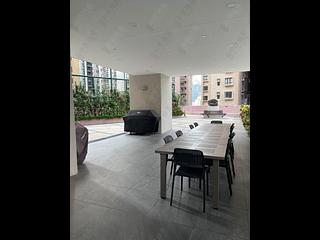 Mid Levels Central - Regal Crest 07