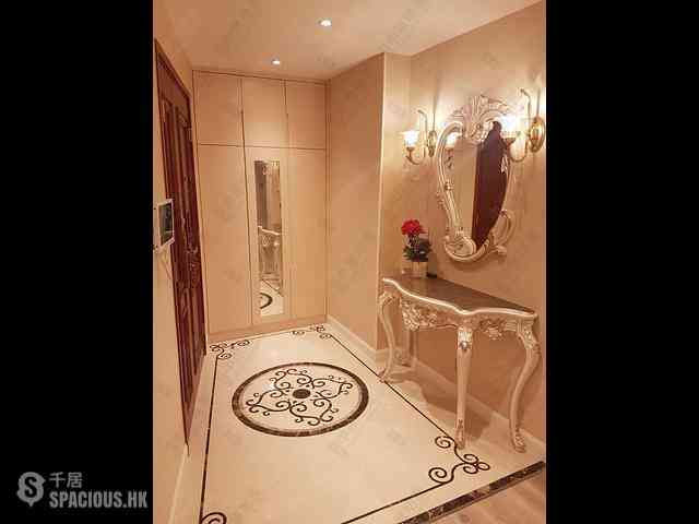 Mid Levels Central - Regal Crest 29