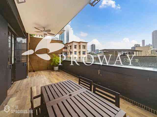 Happy Valley - Sanitarian Apartments 01