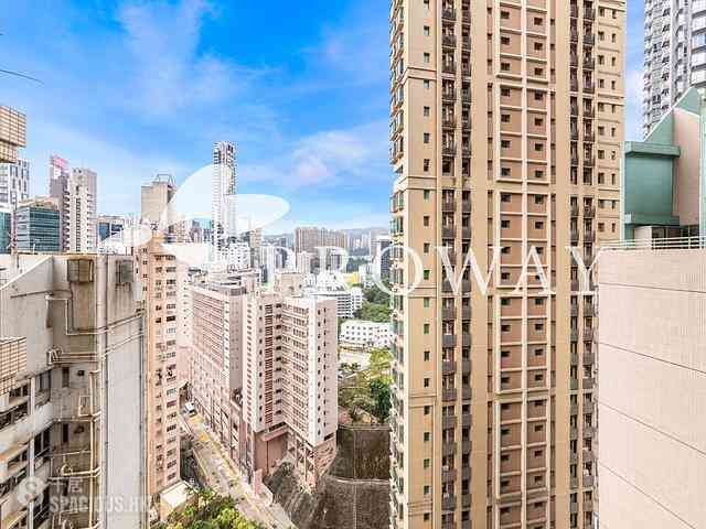 Wan Chai - The Zenith 02
