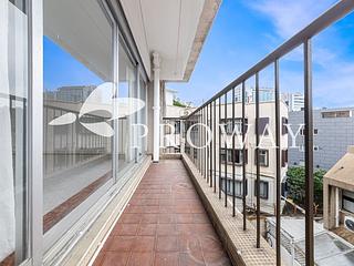 Pok Fu Lam - Bisney Villas 03