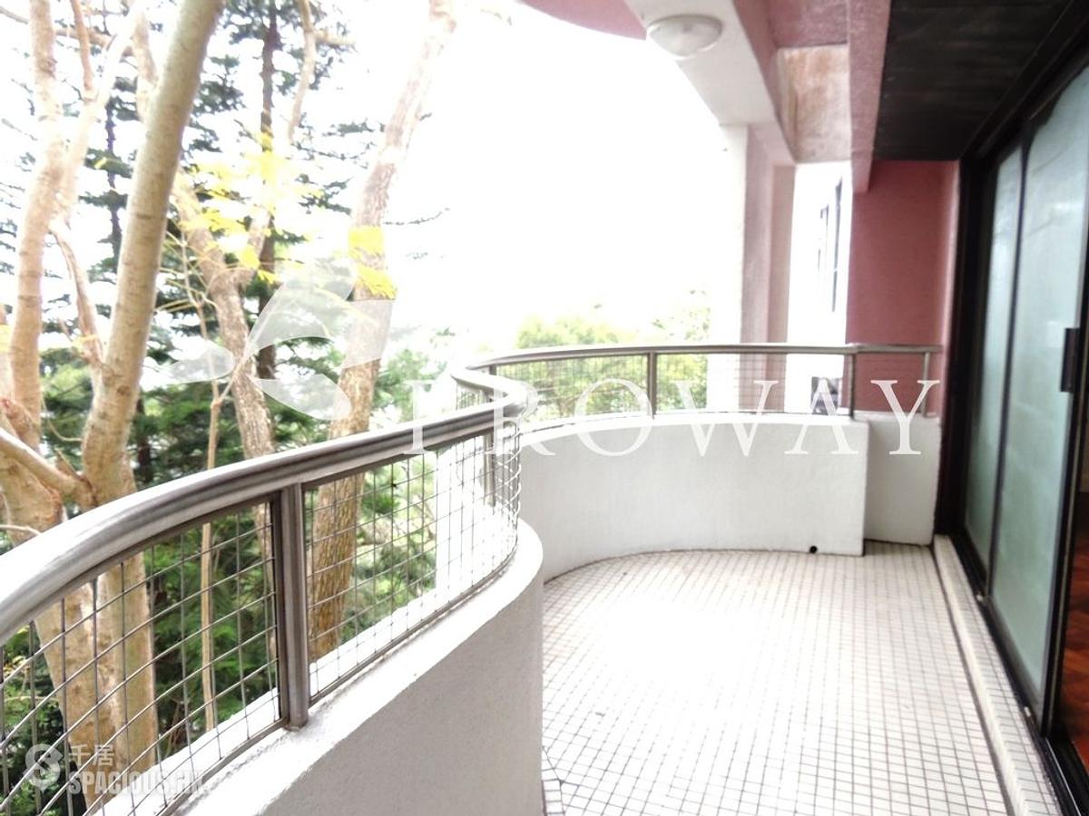 Pok Fu Lam - Pine Grove Block 4 01