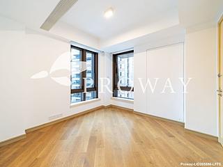 Mid Levels Central - 3, MacDonnell Road 09