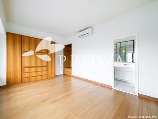 Happy Valley - The Aster (Resiglow) 07