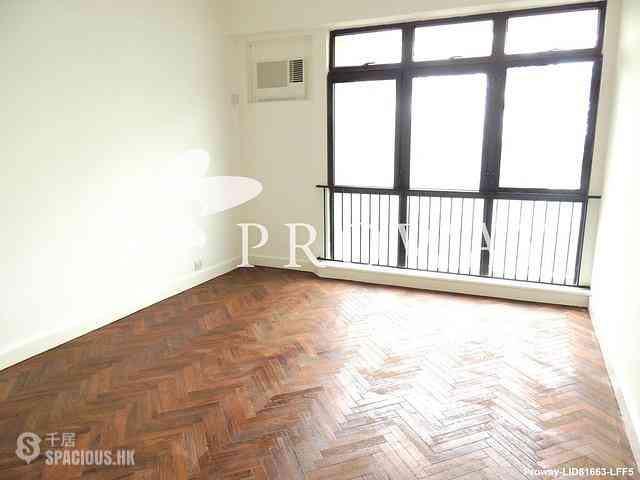 Pok Fu Lam - Pine Grove Block 4 08