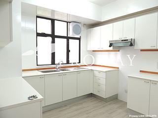 Pok Fu Lam - Pine Grove Block 4 11