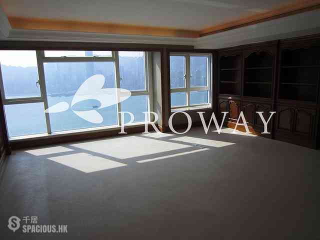 West Kowloon - The Harbourside 01