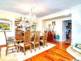 Chung Hom Kok - Coral Villas 05
